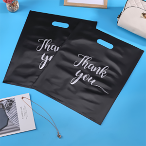 Bolsa de Compras de Plástico con Impresión Personalizada y Troquelado - Product Image 6