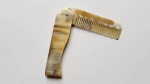 Peine para el Cuidado del Cabello de Cuerno Natural Hecho a Mano CRAFT EXIM con Grabado a Mano para el Cuidado Diario y un Cabello Suave - Product Image 4