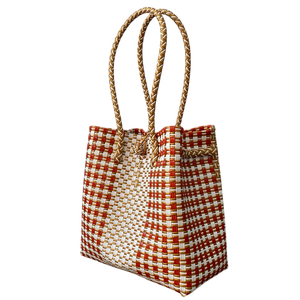 Sac à bandoulière de plage d'été personnalisé en matière plastique recyclée de qualité supérieure tissé à la main sacs fourre-tout à la mode pour femmes - Product Image 2