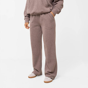Conjunto de chándal personalizado para mujer, proveedor de OEM y ODM, traje Jogger al por mayor, opciones de diseño personalizado, chándal femenino para niñas - Product Image 6