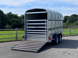 12' X 5'8 Livestock Horse <b>Trailer</b> for use with 4WD and larger vehicles - Product Image 5