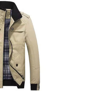 เสื้อแจ็คเก็ตพัฟเฟอร์แบบมีฮู้ดสำหรับฤดูหนาว คุณภาพสูง ผลิตจากผ้าฝ้าย 100% สำหรับผู้ชายและผู้หญิง ดีไซน์ปรับแต่งได้ ระบายอากาศได้ดี บริการ OEM ขนฟลีซน้อย - Product Image 2