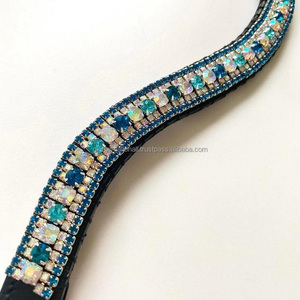 Diadema para Caballo de Cuero Negro DD Premium Hecha a Mano con Forma Ondulada y 5 Filas de Cristales Brillantes, Diseño Personalizado del Fabricante - Product Image 6