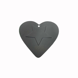 Grossiste Coeur décoratif suspendu en métal et fer Coeur décoratif de couleur noire pour la maison et la décoration de Noël Fait main - Product Image 1