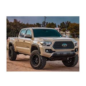 Asientos de Cuero Turbo para Tacoma TRD 2018, Interior Oscuro, Tracción Delantera, Llantas R19 - Product Image 3