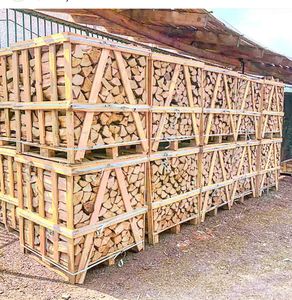 Bois de chauffage 100% chêne en vrac sur palettes/en filets, produits énergétiques à prix compétitifs - Product Image 6