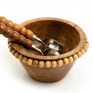 Petit plat de service en bois avec incrustation de résine vert émeraude, style pierre précieuse ronde, en résine époxy et bois hybride, pour apéritifs de luxe - Product Image 3