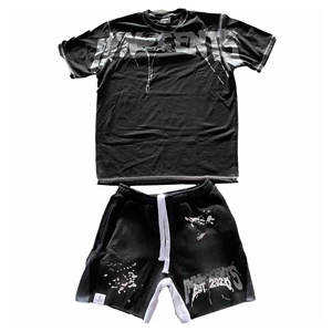 Camiseta sin mangas de algodón transpirable personalizada para hombre, chándal de lavado ácido para correr con pantalones cortos con dobladillo crudo, conjunto de 2 piezas para el verano - Product Image 3