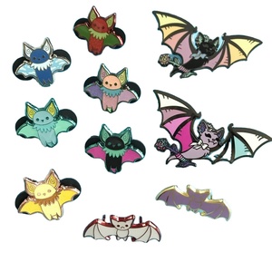 Design élégant personnalisable pour épinglette Animal mignon princesse Note de musique emblème couronne avec imprimé UV papillon chauve-souris UV Met - Product Image 1