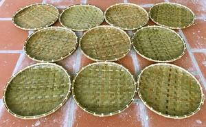 Plateau de décorticage en bambou très vendu, utilisé pour le séchage des ingrédients alimentaires et le tri manuel, pour les produits en vrac du Vietnam - Product Image 2