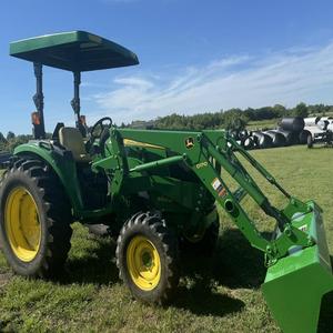 Máquina John Deeree 4052M En stock Tractor de calidad premium Compre ahora Entrega rápida Ofrecida a precio mayorista para uso pesado - Product Image 3