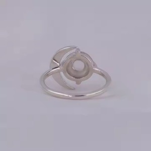 Bande d'argent cabochon avec bande d'empilage de conception de lune pour bagues de fiançailles utilisées avec des diamants cultivés en laboratoire pour cadeau de mariage - Product Image 3