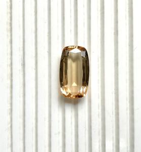 พลอยทัวร์มาลีนสีเหลือง 20.33 กะรัต ทรงคุชชั่น เจียระไนเหลี่ยม  เปลี่ยนสีได้ สำหรับทำเครื่องประดับคุณภาพสูง คุณภาพธรรมชาติ - Product Image 2