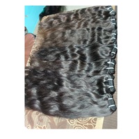 Extensions de cheveux humains bruts indiens naturels vierges en gros tissage de faisceaux ondulés droits non traités en vrac trame directe de la machine