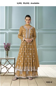 Traje Sharara de trabajo de hilo bordado de rayón pesado de último diseñador por Fab Zone - Product Image 5