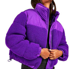 Manteaux d'hiver en duvet et fourrure pour femmes grandes tailles, épais, courts, vêtements surdimensionnés, fabriqués par TRIOTAKE INDUSTRY avec échantillon gratuit - Product Image 2