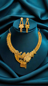 Boucles d'oreilles collier de style à la mode serties de bijoux plaqué or 22 carats conçus uniques pour femmes - Product Image 3