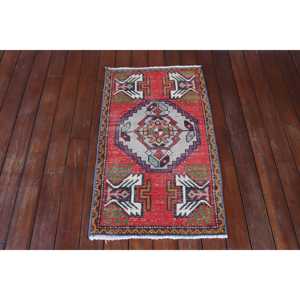 Vintage Rug, Small 1.7x3.2 ft Turkish Rug, <b>Red</b> Floral <b>Wool</b> Rug - Product Image 1