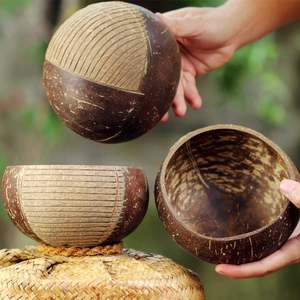 Seaux en coquille de noix de coco faits à la main, design bohème sculpté, écologiques, pour servir les aliments, empilables, légers et durables - Product Image 6
