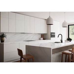 Plans de travail personnalisés pour cuisine et salle de bain en quartz artificiel Calacatta Carrara, résistants au feu, écologiques, finition polie - Product Image 1