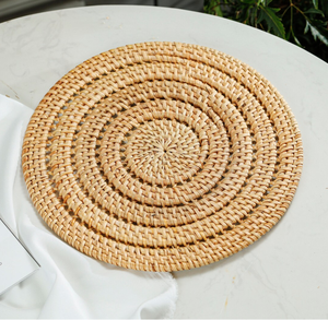 Nouvelle collection raphia Vietnam napperons ronds en rotin naturel faits à la main pour décor de cuisine | Décoration de maison - Product Image 1
