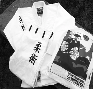 Los más vendidos hombres Jiu Jitsu Gi 35O GSM perla tejido tela bordado personalizado Logo colocación algodón seda Material OEM precios bajos - Product Image 1