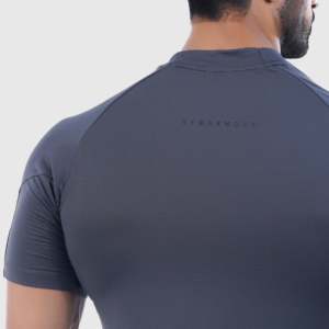 T-shirt de gymnastique Speed Fit en gris - Product Image 5