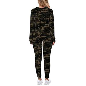 Ensemble de survêtement deux pièces pour femmes avec veste zippée et joggers pour l'entraînement, la course à pied ou les occasions décontractées - Product Image 4