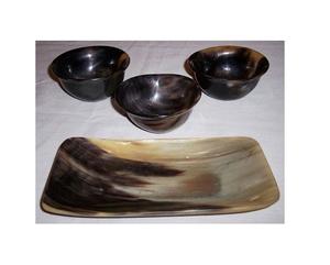 Plateau de service en corne de buffle fait à la main, couleur corne naturelle, plats et assiettes polis à la main - Product Image 1