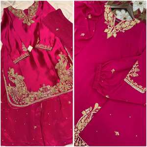 Ensemble 3 pièces de style Salwar Kameez avec Kurti Plaza et Dupatta, belle broderie réversible pour les fêtes - Product Image 2