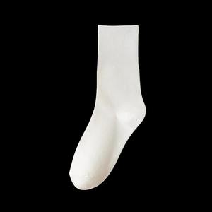 Calcetines de Algodón de Punto Suave para Mujer, Medias de Tubo Mediano, Ajuste Holgado, Colores Sólidos, Transpirables y Cómodos para Uso Diario - Product Image 6