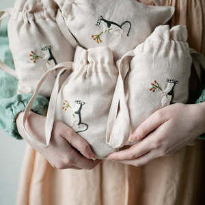 Sac en lin brodé à la main avec broderie de différentes couleurs sac à dos en lin 100% doux lavé OEM fabriqué au Vietnam - Product Image 3