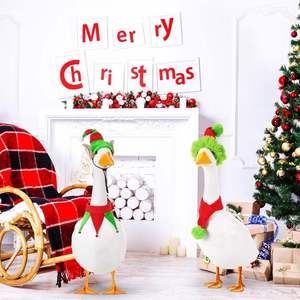Tenues de Noël pour Porche : Vêtements de Canard Père Noël, Chapeau et Écharpe de Noël pour Canard en Ciment, Jardin, Fête de Noël, Patio, Extérieur - Product Image 6