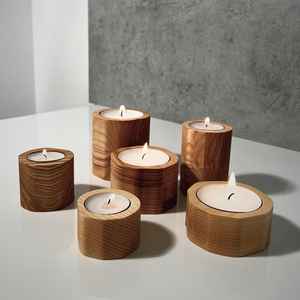 Portavelas y Porta Té de Madera Modernos Hechos a Mano, Diseño Único de Inspiración Escandinava de Mediados de Siglo para Decoración del Hogar - Product Image 1