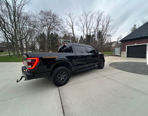 Nouveau Ford F-150 SuperCrew Cab 2023 d'occasion, conduite à gauche, véhicule à énergie nouvelle, à vendre, 1-25000 milles - Product Image 3