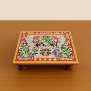 Chowki ไม้ดีไซเนอร์ tradebyd สำหรับห้อง Puja ทำด้วยมือกับงานแกะสลักที่สวยงาม - Product Image 1