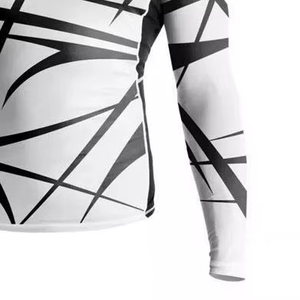 Chemise de compression pour hommes Jiu Jitsu brésilien Rash Guard MMA pour la lutte aux grappins à manches longues en polyester spandex fabriqué au Pakistan - Product Image 4