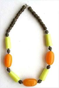 สร้อยคอเรซินสุดหรูสำหรับเป็นของขวัญสำหรับผู้หญิงจี้สีสันสดใสสำหรับเครื่องประดับแฟชั่นผู้หญิงสร้อยคอเรซินตัวอักษรทำด้วยมือ - Product Image 4