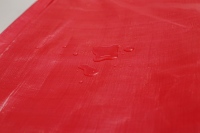 Bâche en PE rayée rouge et argentée, double face, imperméable, en HDPE, anti-déchirure, résistante au soleil, pour couverture de cargaison industrielle, avec œillets métalliques