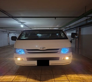 USED 2009 HiAce H200, LOW Mileage Sound Engine R18 Tyre Automatic Transmission <b>Panoramic</b> Sunroof LED Headlights Ready to SHI - Product Image 1