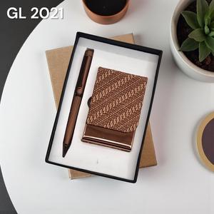 Nuevo Juego de Regalo Ejecutivo Premium con Logotipo Personalizado, Tarjetero de Cuero y Metal Hecho a Mano con Pluma y Etiqueta Impresa, Regalo Empresarial de Lujo - Product Image 6