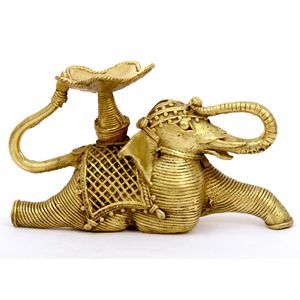 Bougeoir en forme d'éléphant à lumières fantaisistes Bougeoir classique à rayonnement intemporel - Product Image 1