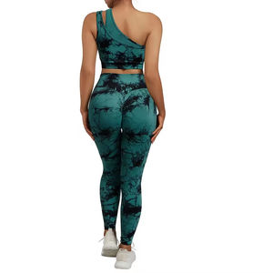 Ensemble de yoga respirant pour femmes, deux pièces, leggings, vêtements de fitness, couleur personnalisée, logo avant, jupe-short de haute qualité, rouge, vente en gros - Product Image 4