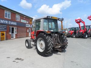 รถแทรกเตอร์ฟาร์ม Massey Ferguson 3060 ขับเคลื่อน 4 ล้อ 70 แรงม้า สำหรับงานภาคสนาม - Product Image 3