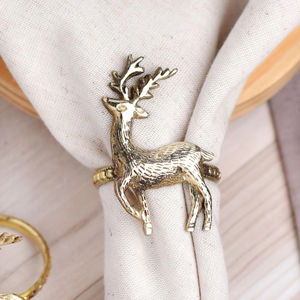 ห่วงใส่ผ้าเช็ดปากลายม้าน้ำสุดคลาสสิกสำหรับตกแต่งที่ใส่กระดาษชำระทำจากโลหะเงินคุณภาพดีเยี่ยมเหมาะสำหรับการจัดวางบนโต๊ะของคุณ - Product Image 2