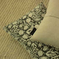 Housse de coussin décorative florale en coton 100% fait main de haute qualité, design personnalisable, imprimé