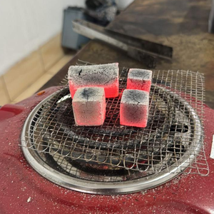 Briquetas de Carbón Vegetal de Cáscara de Coco |   Alto Contenido de Carbono Fijo |   Bajo Contenido de Cenizas |   Grado Shisha y Barbacoa - Product Image 3