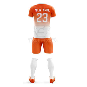Tenues de football imprimées à manches courtes 100 % polyester, légères, respirantes et à séchage rapide, kits d'entraînement de football OEM en gros - Product Image 4