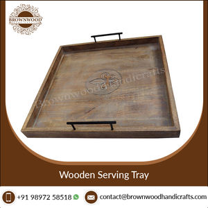Bandeja grande de forma cuadrada de madera de mango de calidad superior, bandeja de madera tallada de diseño personalizado con asas de metal para restaurantes y hoteles - Product Image 2
