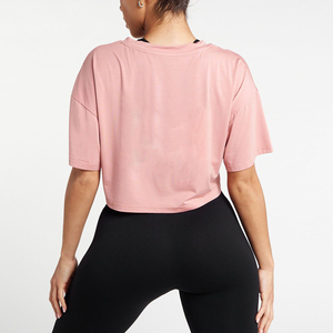 T-shirts courts pour femmes 2025 – Nouveauté T-shirts courts pour femmes à col rond fabriqués au Pakistan avec impression de logo personnalisée - Product Image 2